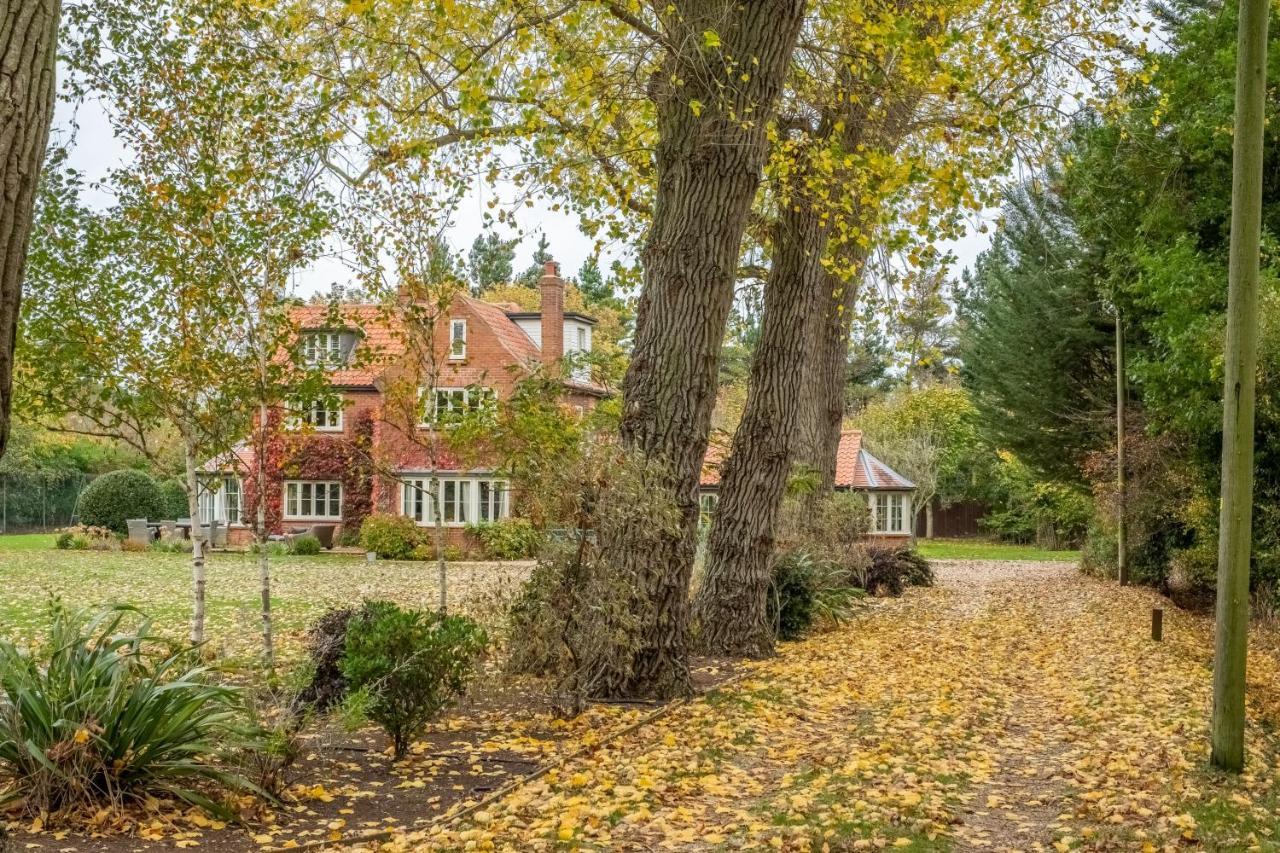 Holmbush Villa Thornham  Exterior photo