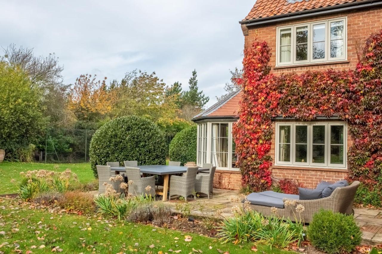 Holmbush Villa Thornham  Exterior photo