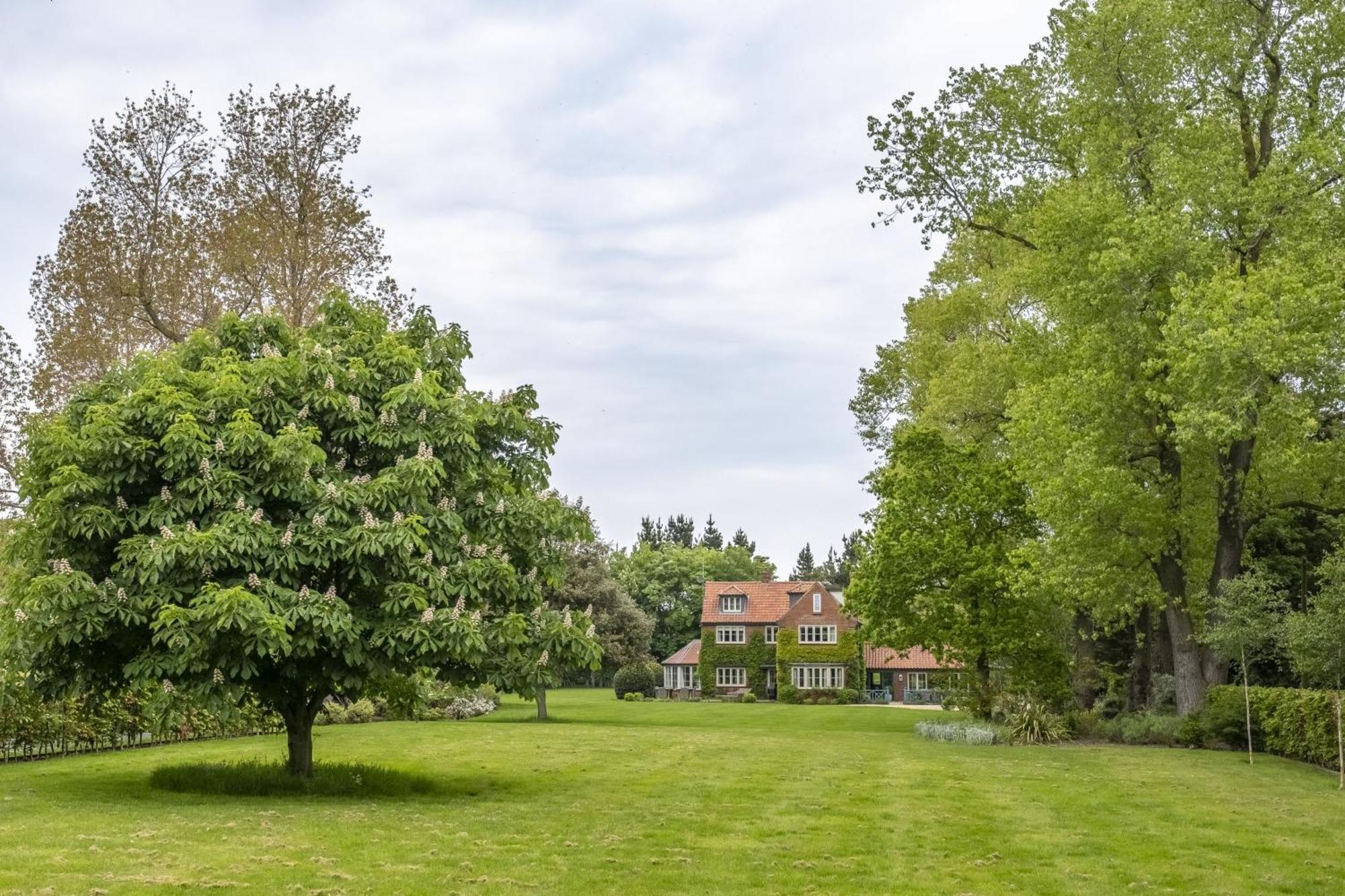 Holmbush Villa Thornham  Exterior photo